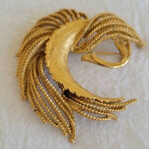 Vintage BSK Gold Tone Brooch - Unique Design